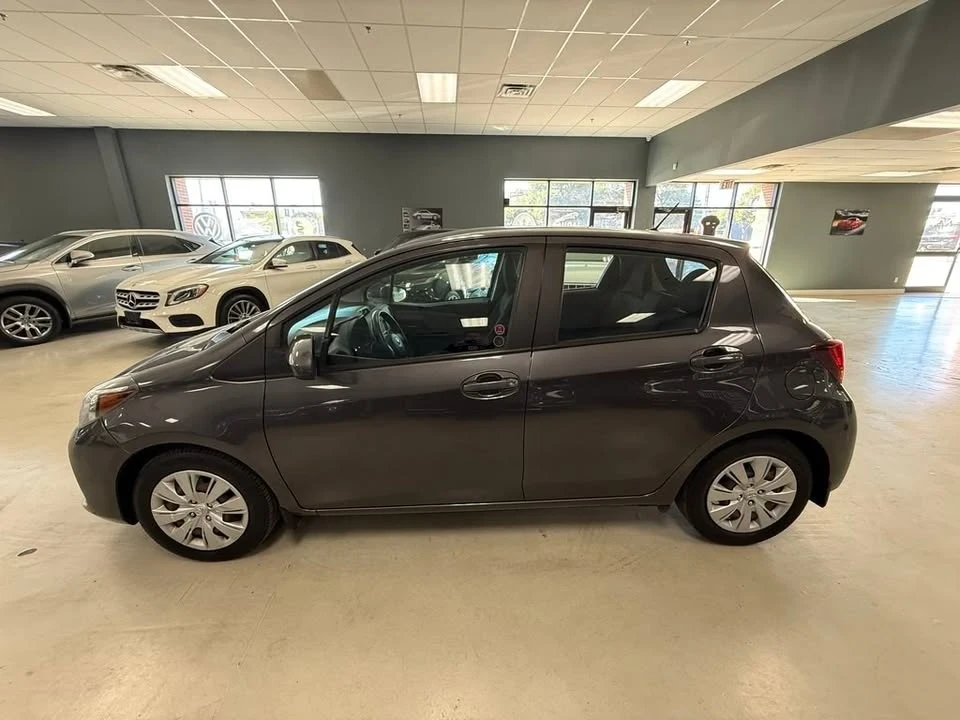 2015 Toyota Yaris - Image 2 of 20