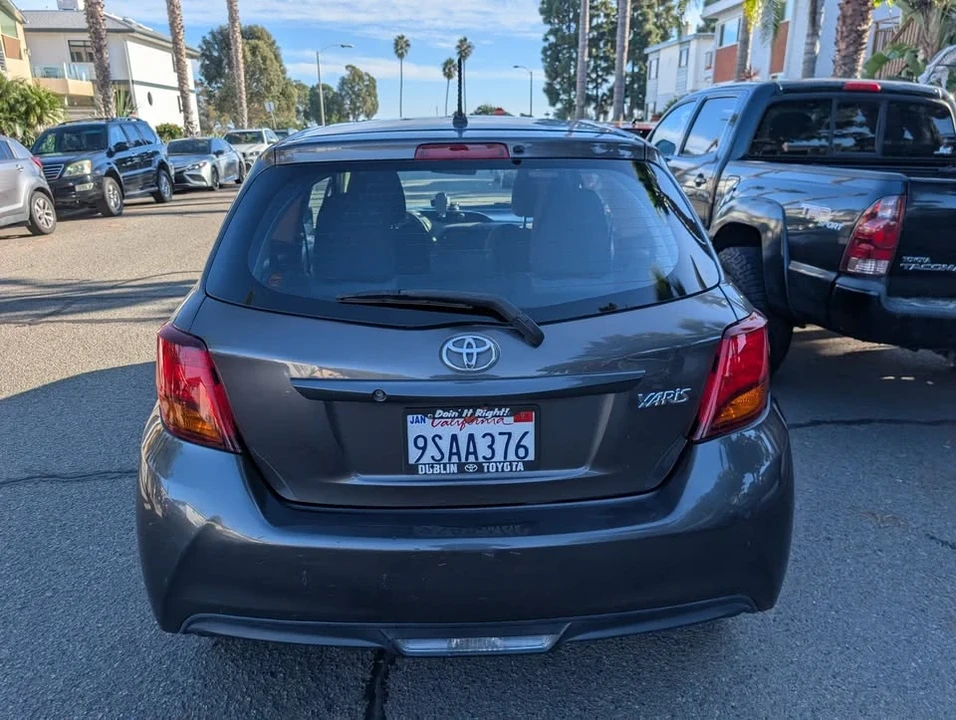 2015 Toyota Yaris - Image 6 of 10