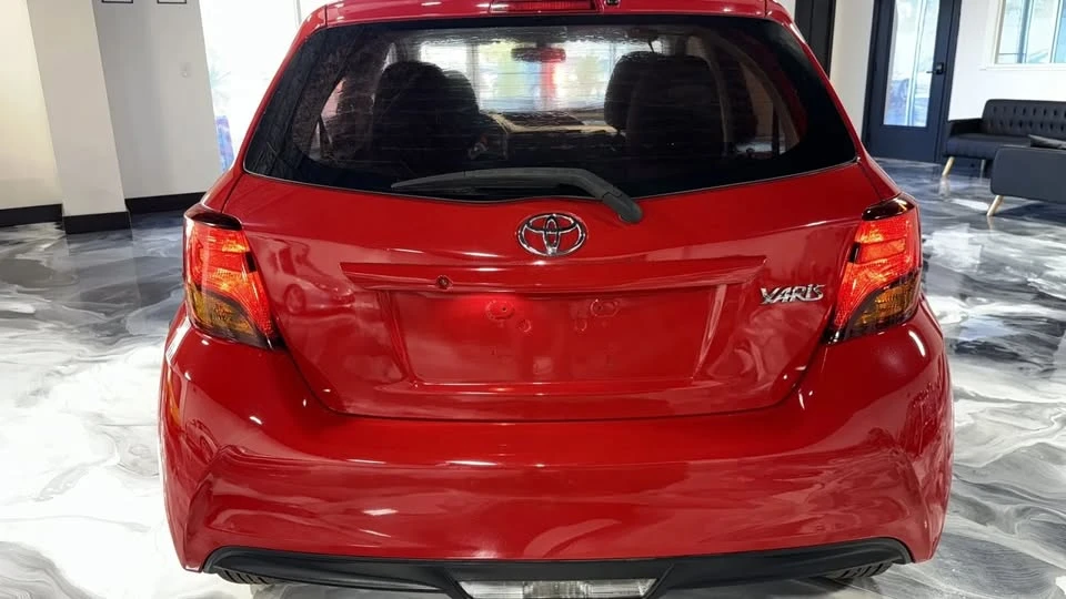 2015 Toyota Yaris - Image 6 of 20