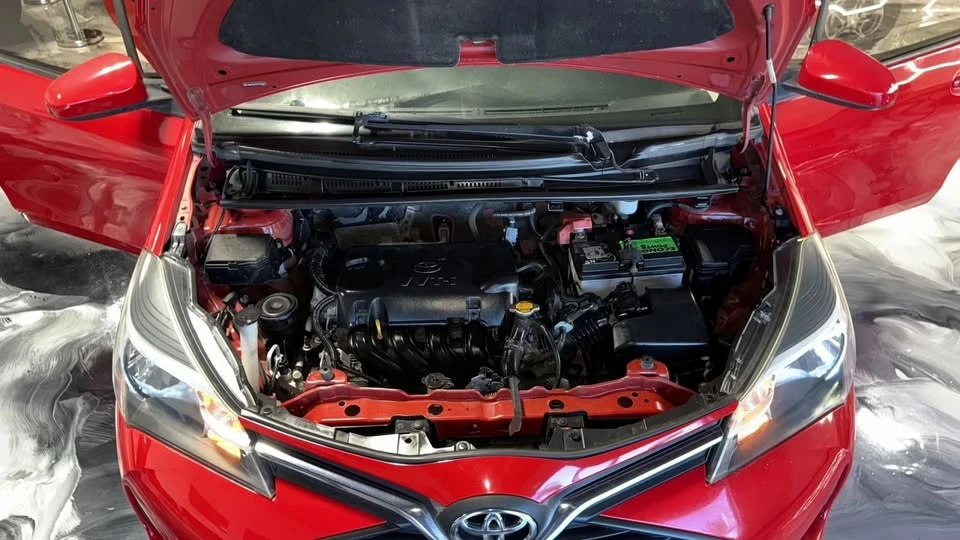 2015 Toyota Yaris - Image 14 of 20
