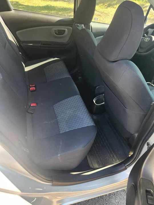 2015 Toyota Yaris - Image 4 of 4