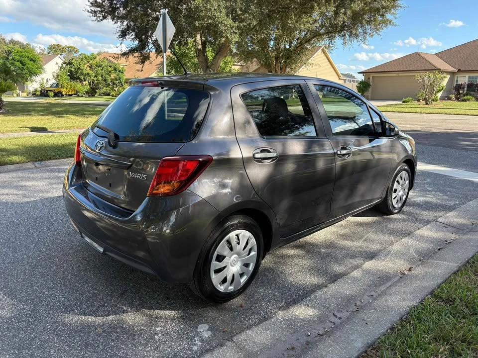 2015 Toyota Yaris - Image 4 of 11
