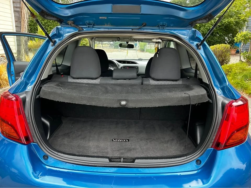 2015 Toyota Yaris - Image 7 of 10