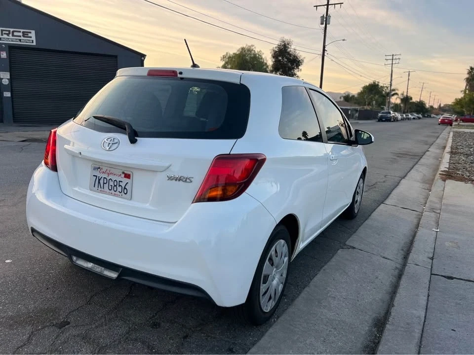2015 Toyota Yaris - Image 7 of 14