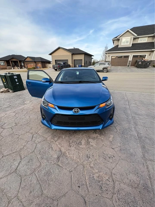 2015 Scion tC - Image 5 of 9