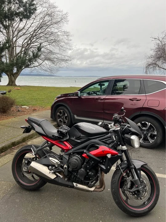 2015 Triumph Speed Triple - Image 10 of 10