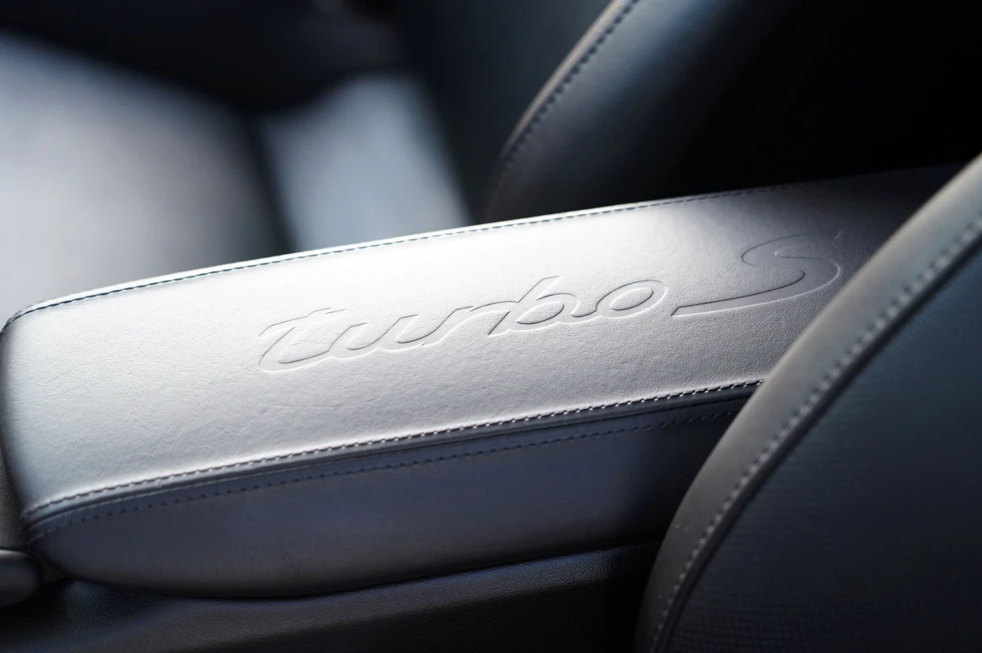 2015 Porsche 991 Turbo S - Image 13 of 17