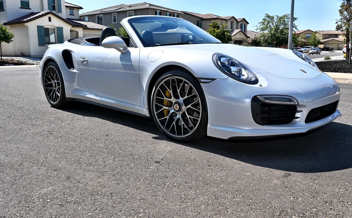 2015 Porsche 991 Turbo S - Image 14 of 18