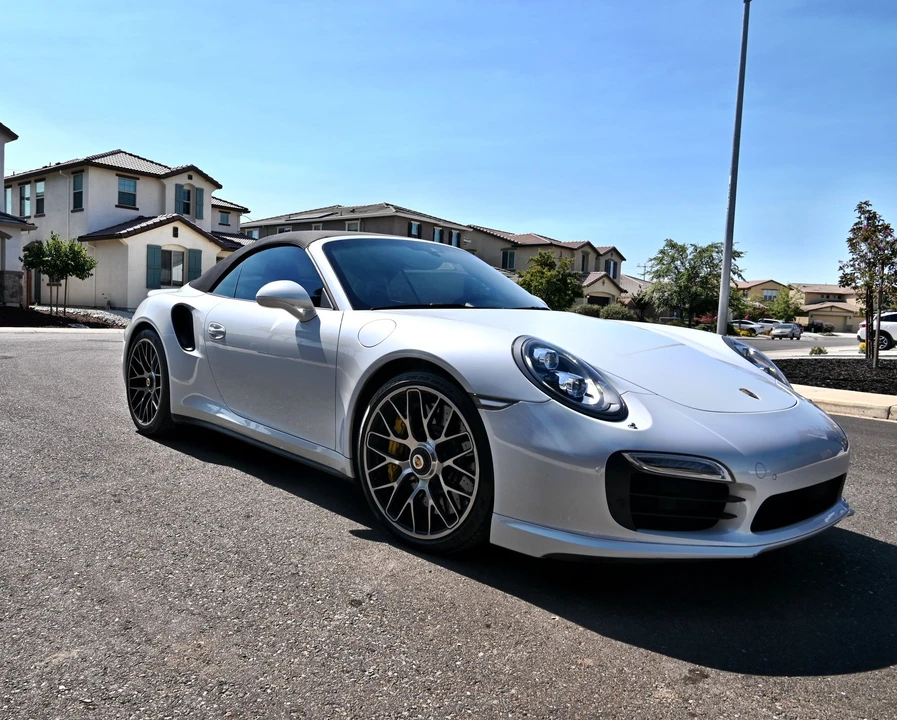 2015 Porsche 991 Turbo S - Image 12 of 18