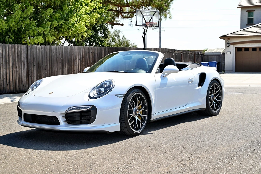 2015 Porsche 991 Turbo S - Image 6 of 18