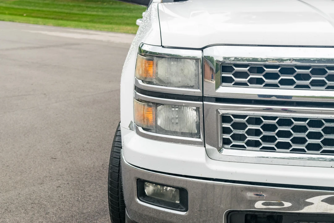 2015 Chevrolet Silverado - Image 15 of 31