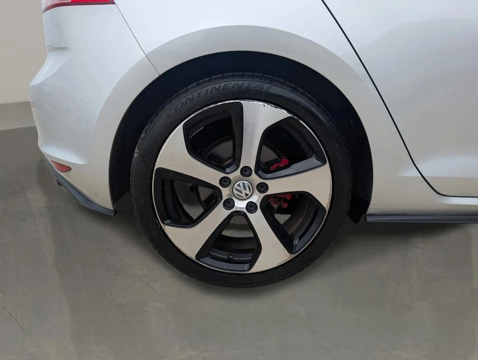 2015 Volkswagen GTI Mk7 - Image 11 of 31