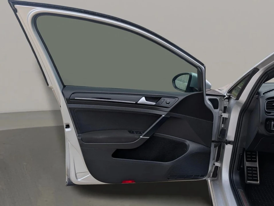 2015 Volkswagen GTI Mk7 - Image 16 of 31