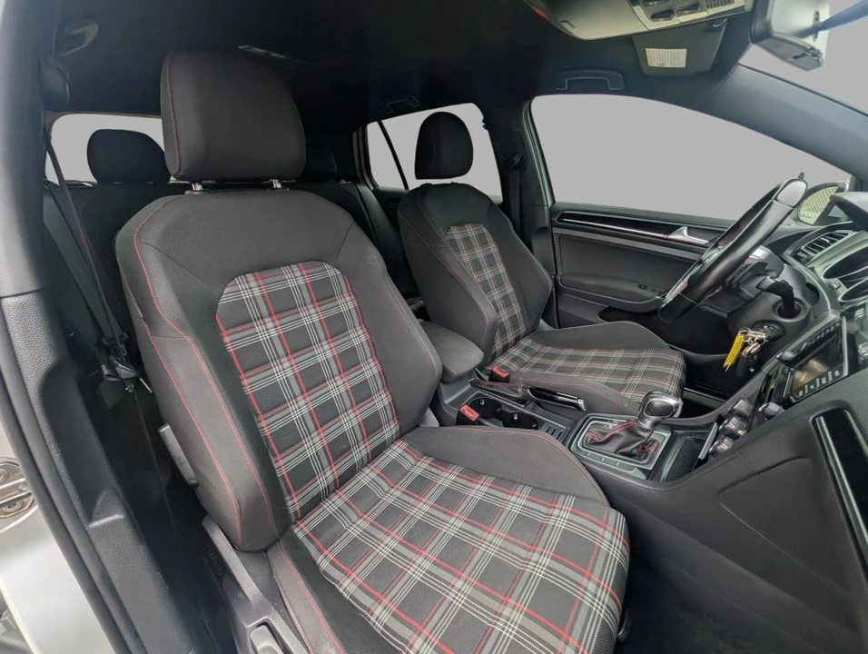 2015 Volkswagen GTI Mk7 - Image 23 of 31