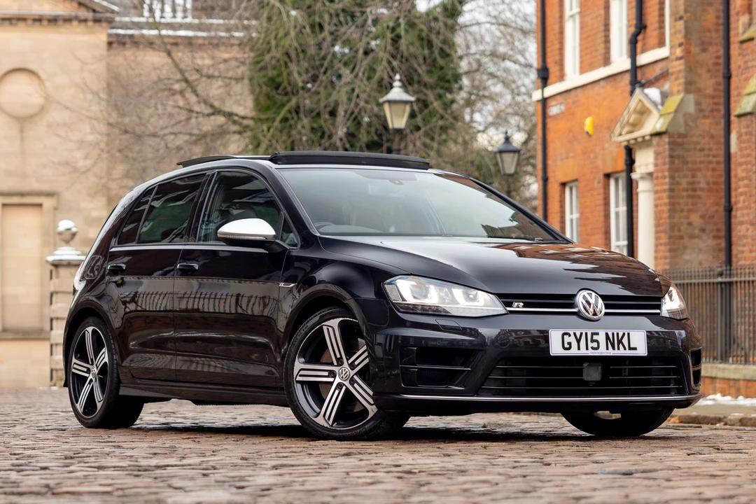2015 Volkswagen Golf R Mk7 - Image 2 of 31