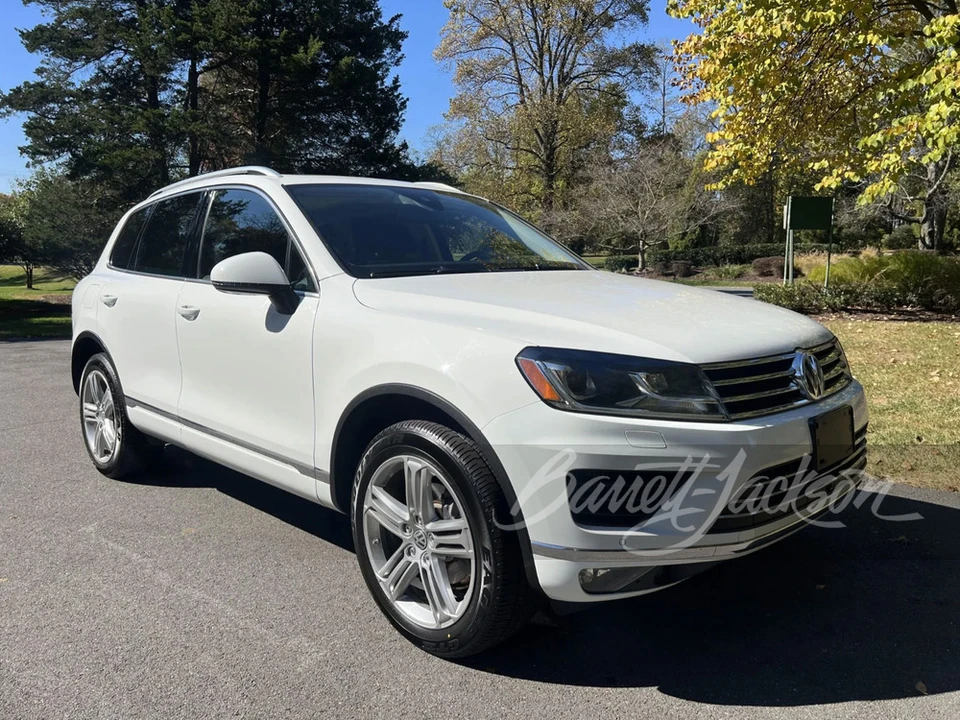 2015 Volkswagen Touareg - Image 7 of 8