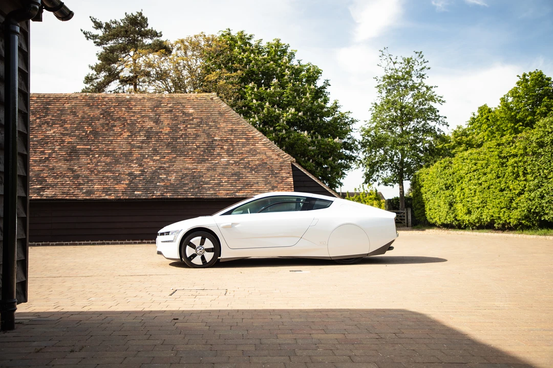 2015 Volkswagen - Image 20 of 31