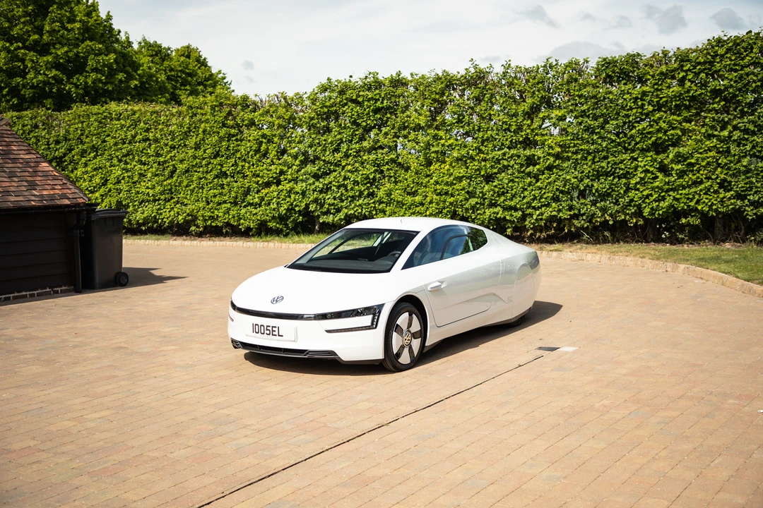 2015 Volkswagen - Image 4 of 31