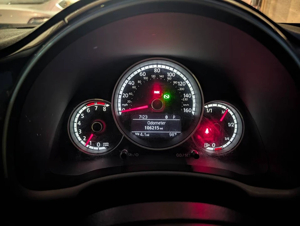 2015 Volkswagen A5 Beetle - Image 9 of 18