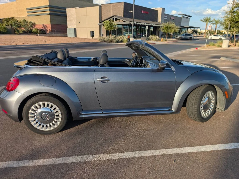 2015 Volkswagen A5 Beetle - Image 3 of 18