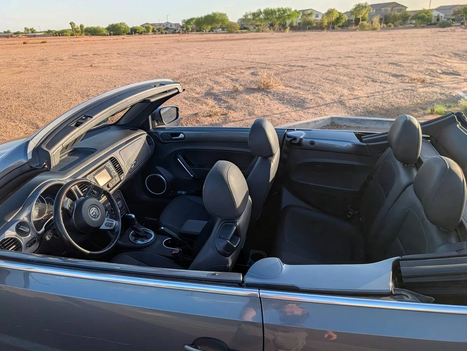 2015 Volkswagen A5 Beetle - Image 11 of 18