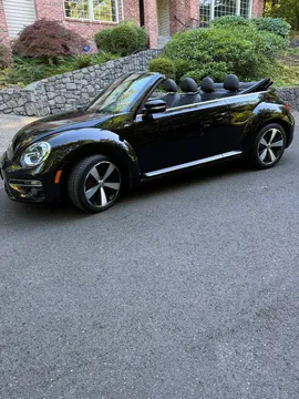 2015 Volkswagen Beetle Convertible R-Line