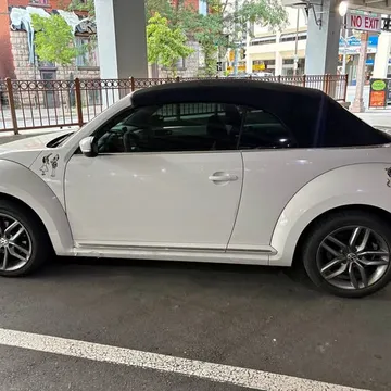 2015 Volkswagen Beetle Convertible Turbo