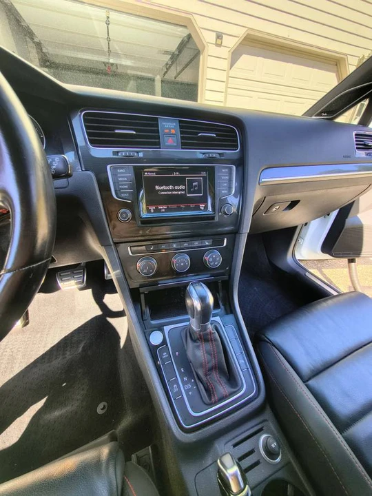 2015 Volkswagen GTI Mk7 - Image 2 of 10