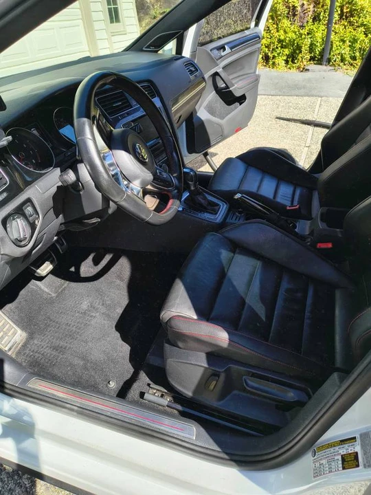 2015 Volkswagen GTI Mk7 - Image 8 of 10