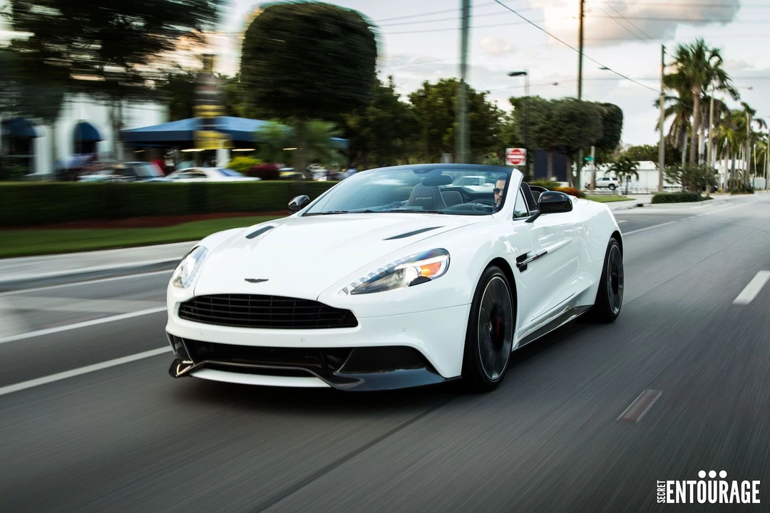 2015 Aston Martin Vanquish 2nd Gen - Image 8 of 13