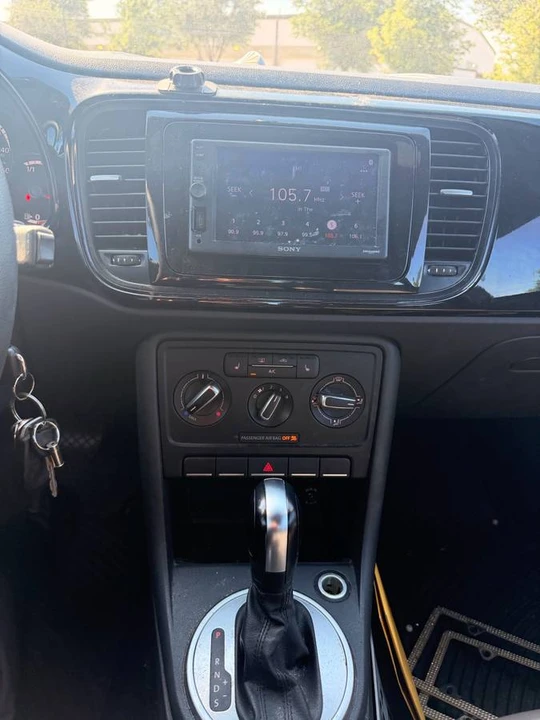 2015 Volkswagen A5 Beetle - Image 10 of 19