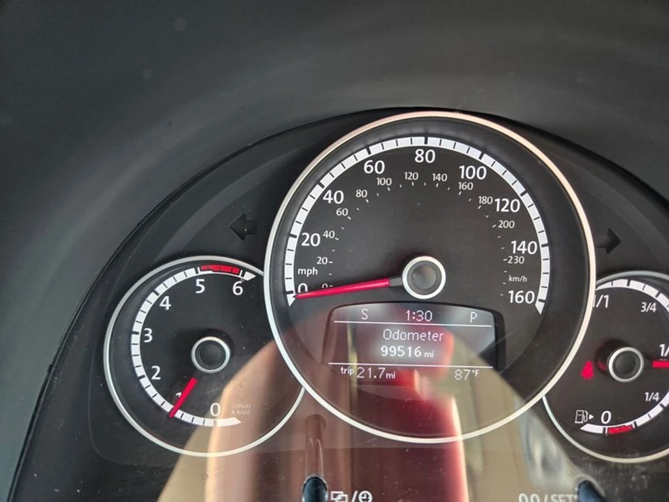 2015 Volkswagen A5 Beetle - Image 5 of 18
