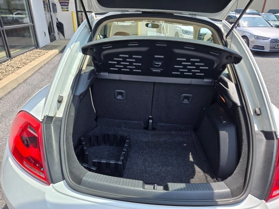 2015 Volkswagen A5 Beetle - Image 13 of 18