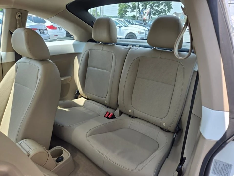 2015 Volkswagen A5 Beetle - Image 12 of 17