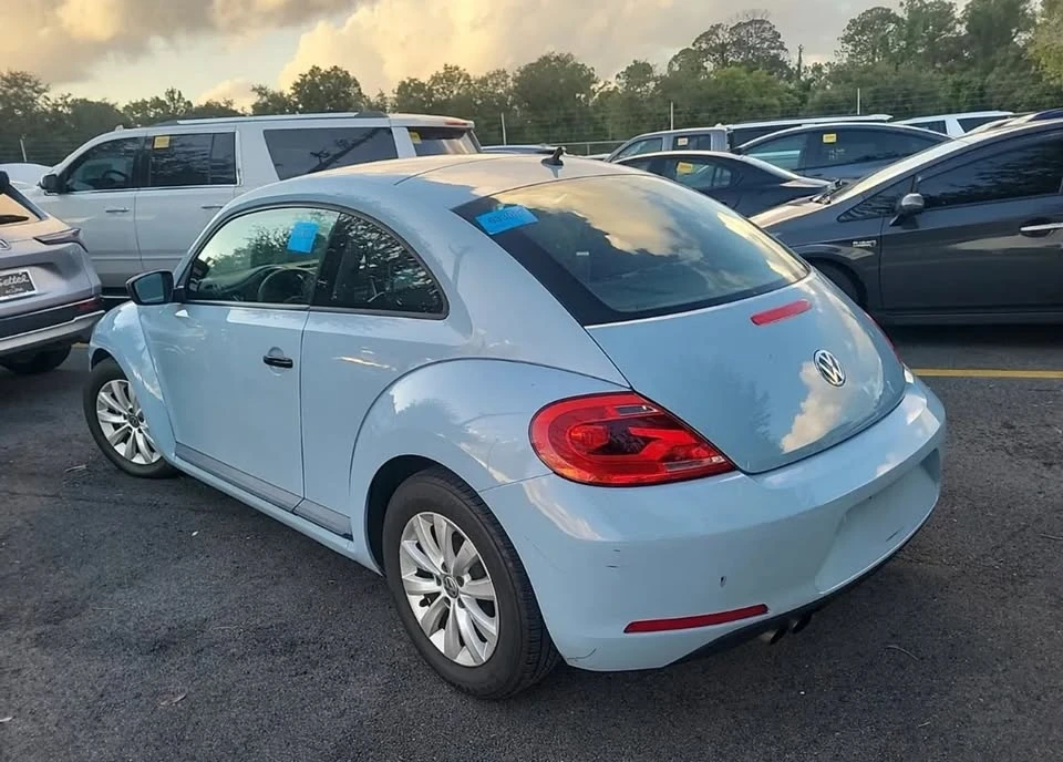2015 Volkswagen A5 Beetle - Image 4 of 5