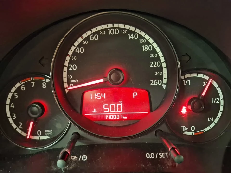 2015 Volkswagen A5 Beetle - Image 11 of 12