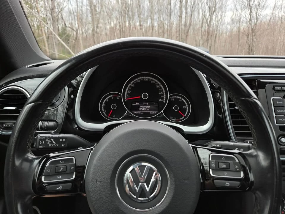 2015 Volkswagen A5 Beetle - Image 17 of 20