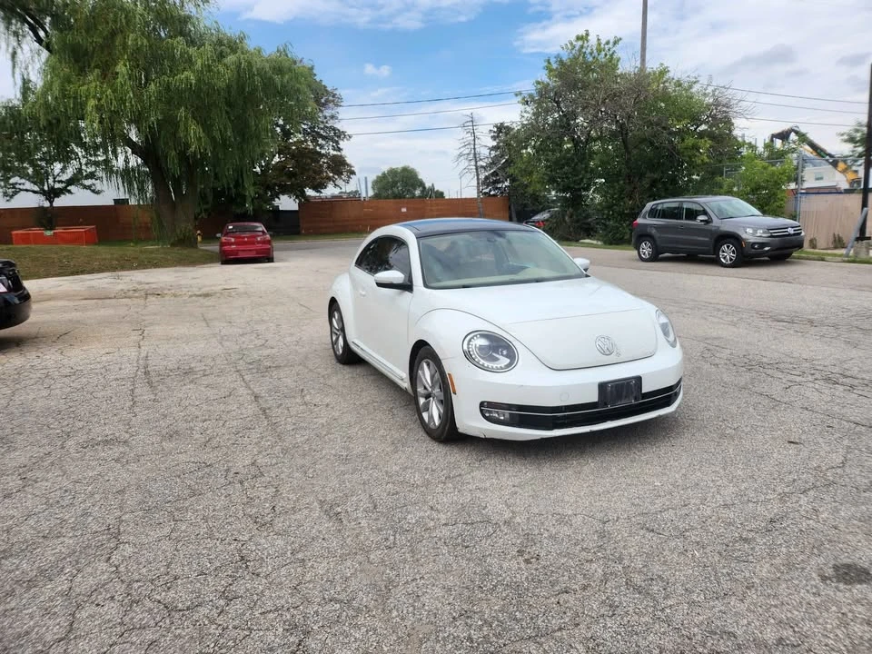 2015 Volkswagen A5 Beetle - Image 2 of 14