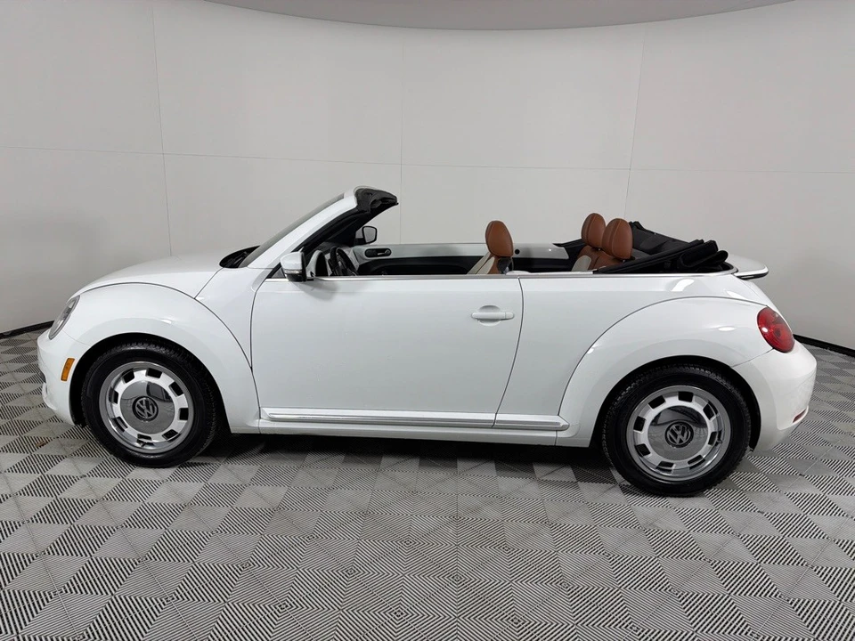 2015 Volkswagen A5 Beetle - Image 8 of 12