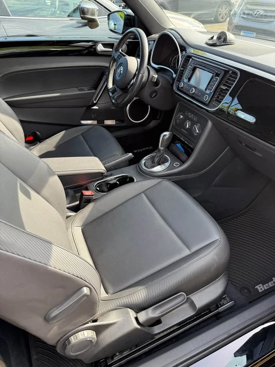 2015 Volkswagen A5 Beetle - Image 3 of 7