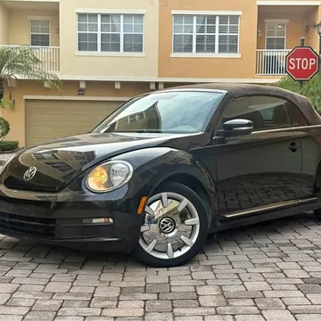 2015 Volkswagen Beetle 1.8T Classic Convertible