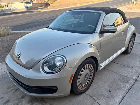 2015 Volkswagen Beetle 1.8T Classic Convertible