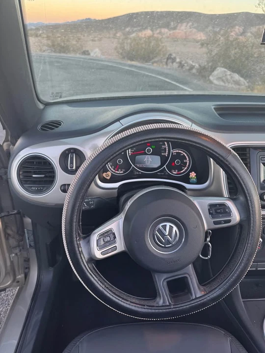 2015 Volkswagen A5 Beetle - Image 15 of 16