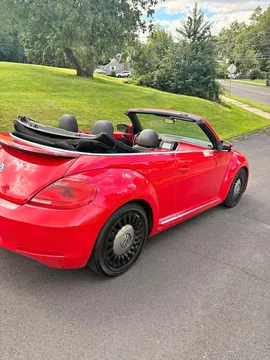 2015 Volkswagen Beetle 1.8T Classic Convertible