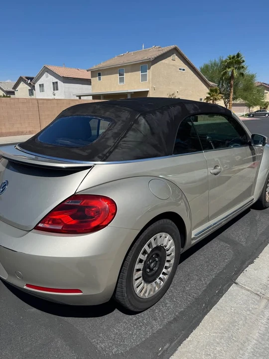 2015 Volkswagen A5 Beetle - Image 9 of 12