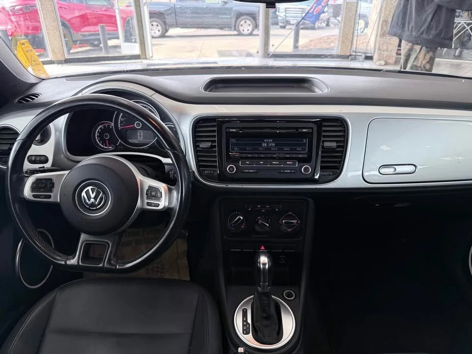 2015 Volkswagen A5 Beetle - Image 14 of 19