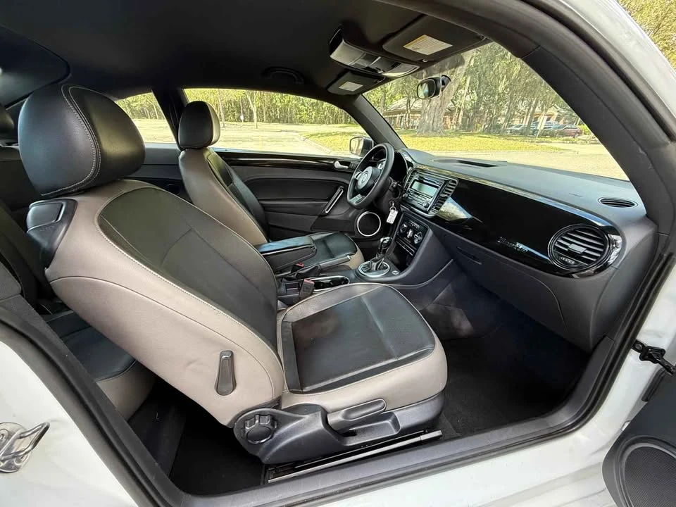 2015 Volkswagen A5 Beetle - Image 18 of 20
