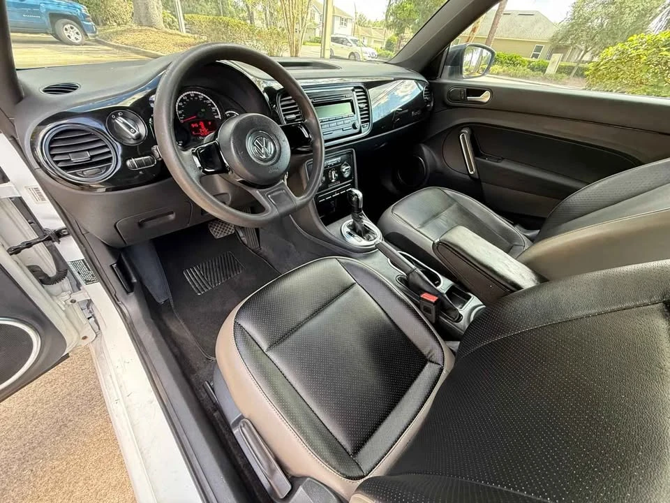 2015 Volkswagen A5 Beetle - Image 16 of 20