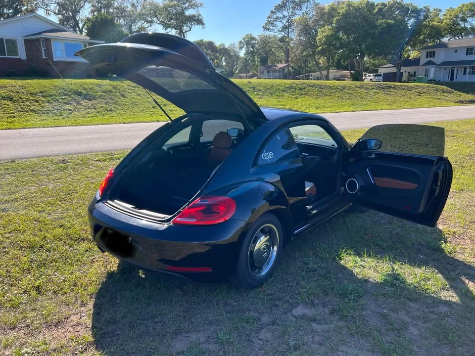 2015 Volkswagen A5 Beetle - Image 2 of 12