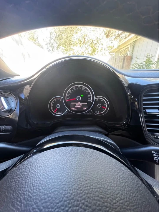 2015 Volkswagen A5 Beetle - Image 11 of 12